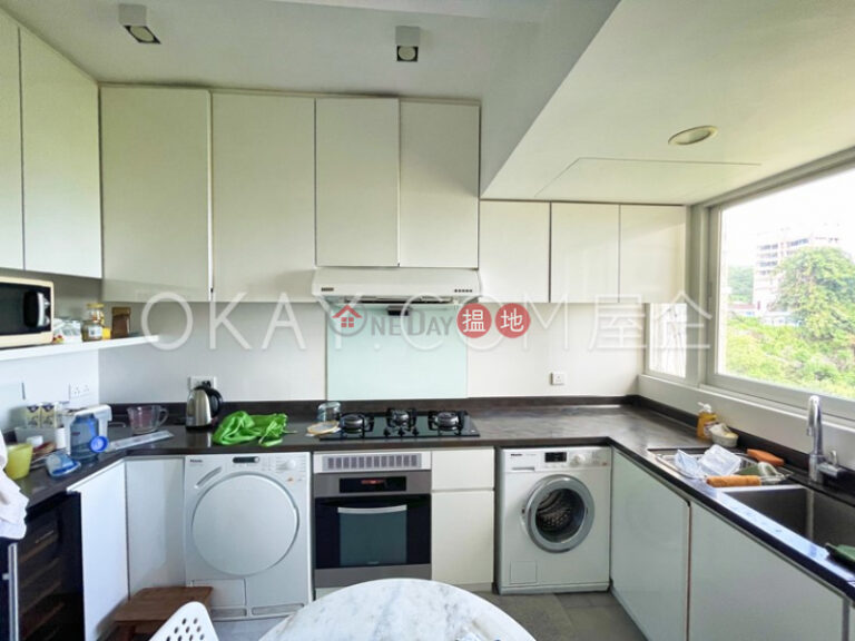 Efficient 2 bed on high floor with sea views & balcony | For Sale