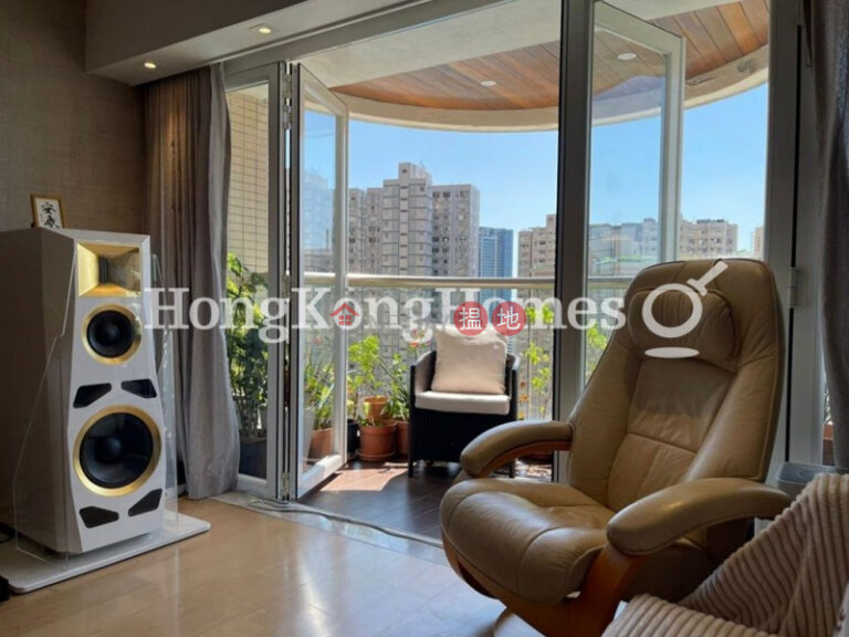 3 Bedroom Family Unit at Block 19-24 Baguio Villa | For Sale