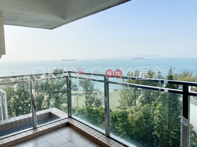 Efficient 4 bedroom with sea views, balcony | Rental