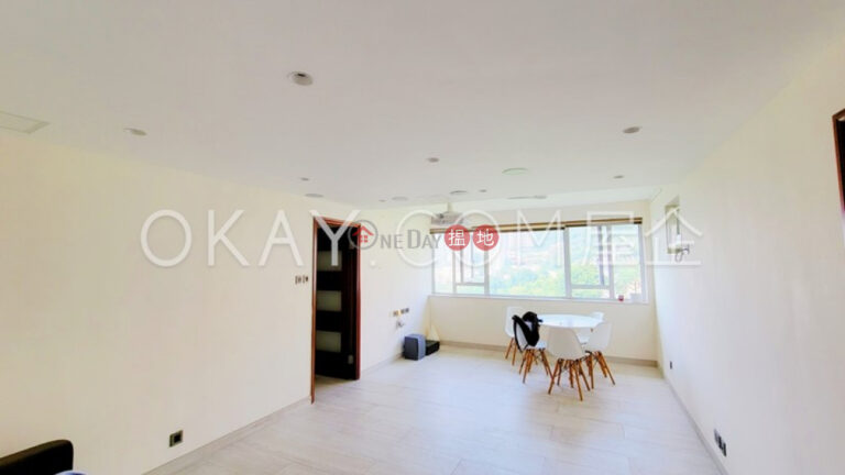 Efficient 3 bed on high floor with rooftop & parking | For Sale