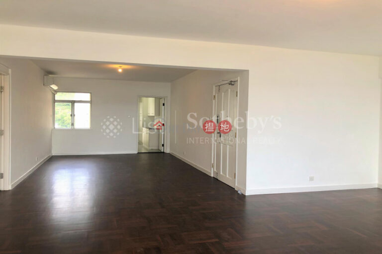 Property for Rent at Scenic Villas with 4 Bedrooms