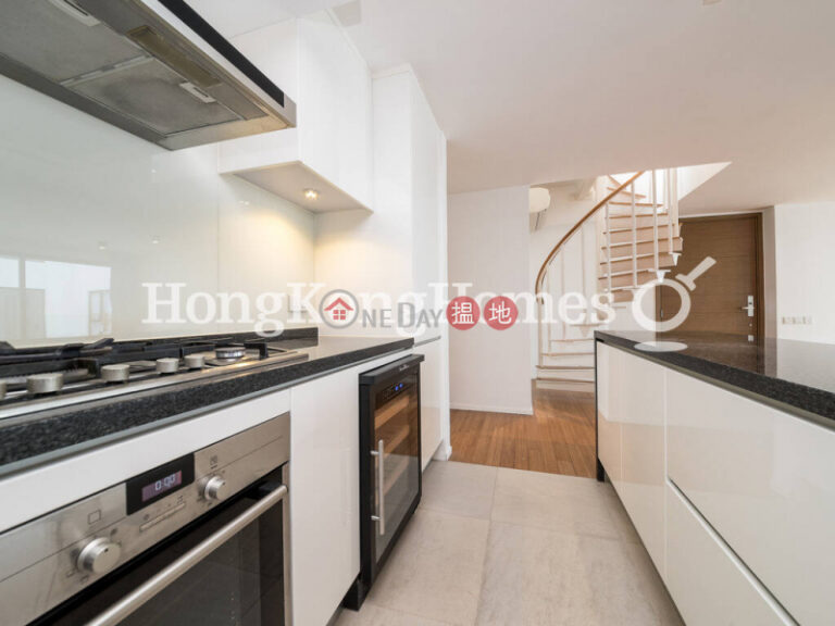 3 Bedroom Family Unit at Aqua 33 | For Sale