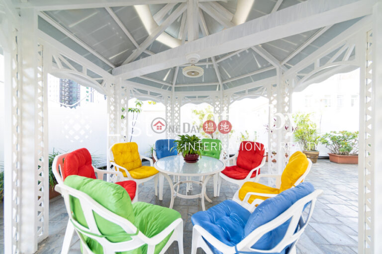 Property for Sale at Consort Garden with more than 4 Bedrooms