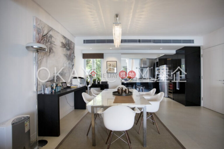 Efficient 3 bedroom with sea views, balcony | Rental