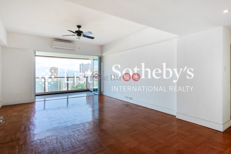 Property for Sale at POKFULAM COURT, 94Pok Fu Lam Road with 3 Bedrooms