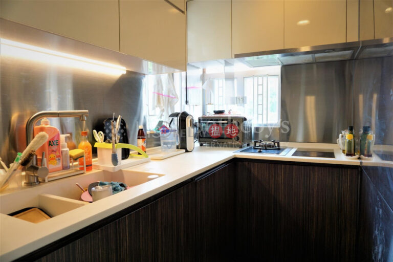 Property for Rent at Block 28-31 Baguio Villa with 3 Bedrooms