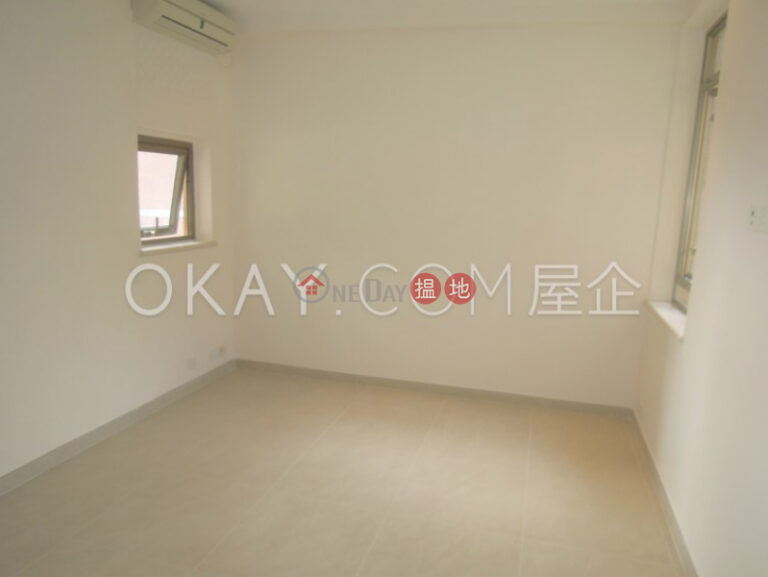 Elegant 2 bedroom with balcony & parking | Rental