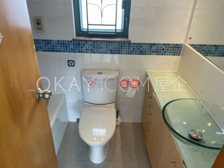 Tasteful 3 bedroom with balcony | For Sale