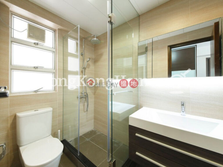 2 Bedroom Unit at Block 19-24 Baguio Villa | For Sale