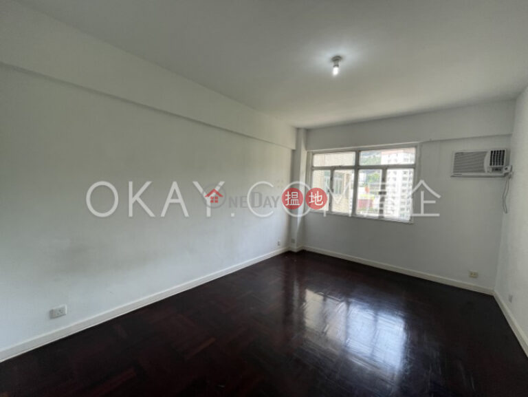 Efficient 4 bedroom with balcony & parking | Rental