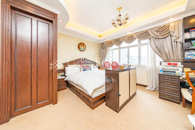 Property for Sale at Scenic Villas with 4 Bedrooms