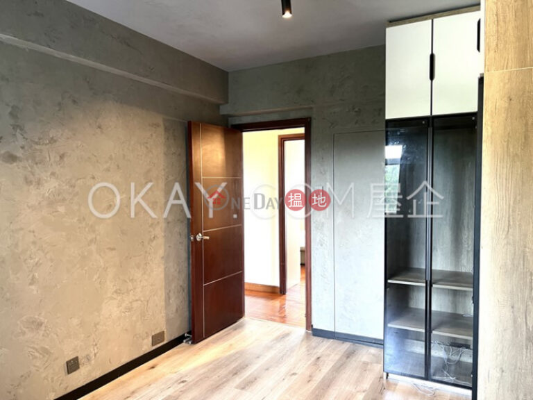 Tasteful 3 bedroom with parking | For Sale