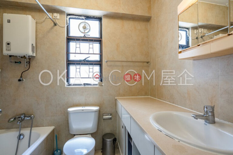 Efficient 3 bedroom with parking | Rental