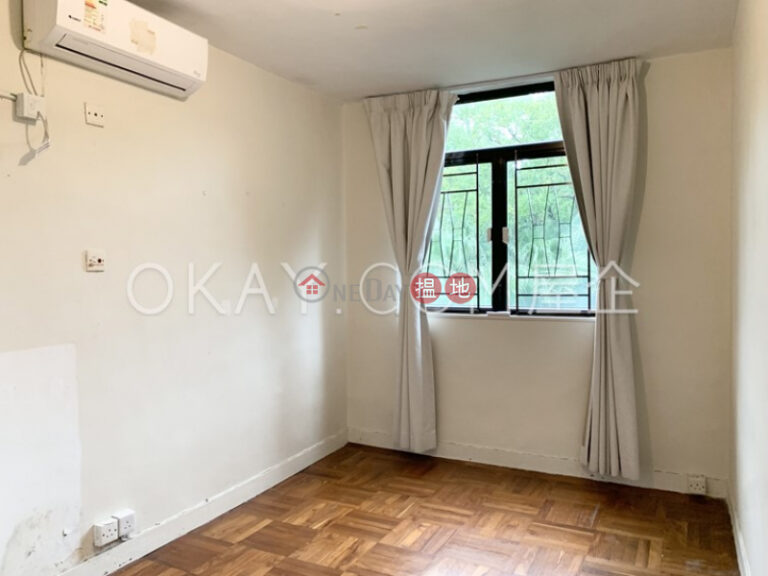 Stylish 3 bedroom with balcony & parking | For Sale