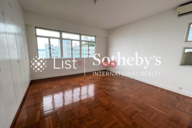 Property for Sale at Scenic Villas with 4 Bedrooms