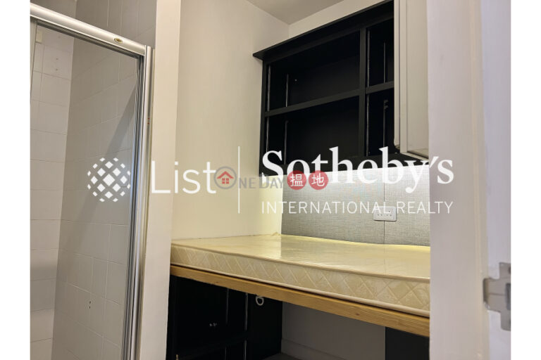 Property for Sale at Regent Palisades with Studio