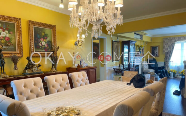 Efficient 4 bed on high floor with sea views & balcony | For Sale