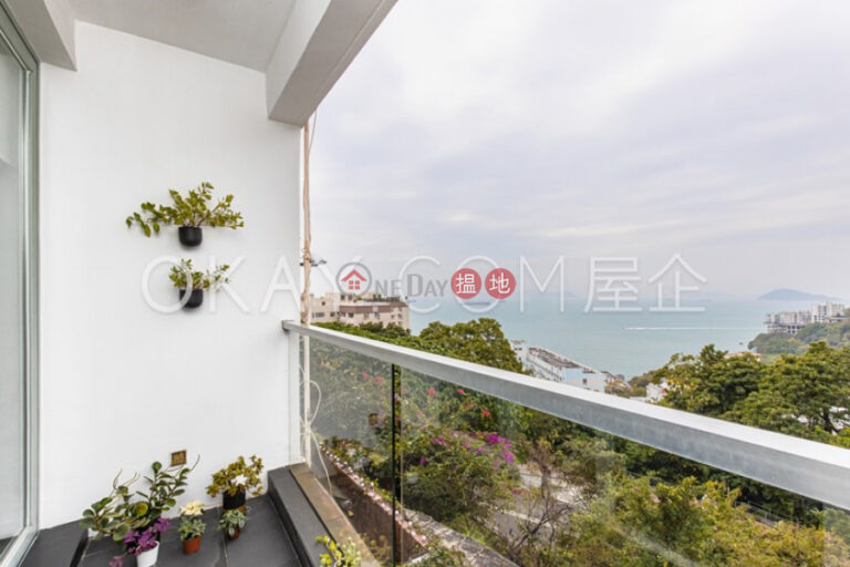 Charming 3 bedroom with sea views & balcony | For Sale