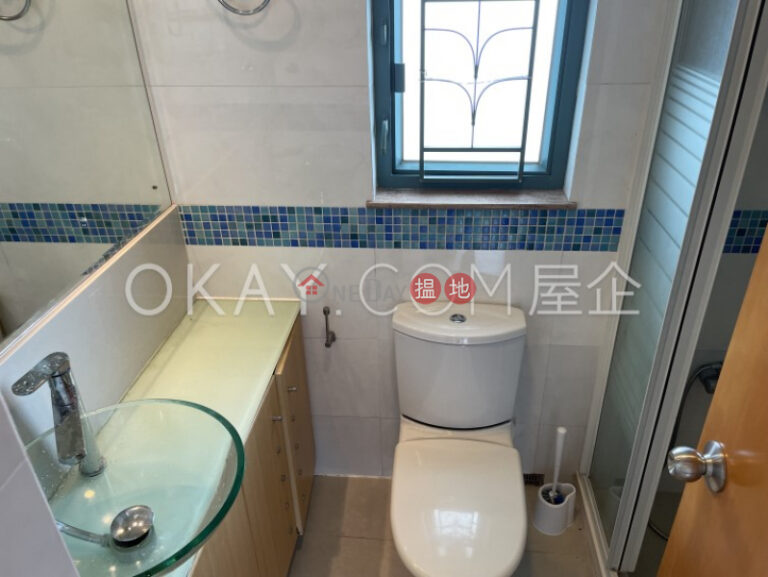 Tasteful 3 bedroom with balcony | For Sale