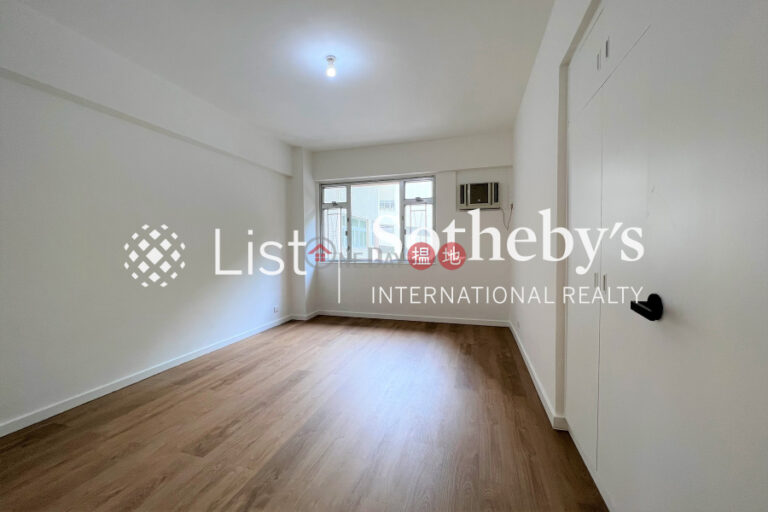 Property for Rent at Scenic Villas with 4 Bedrooms