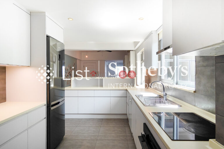 Property for Sale at POKFULAM COURT, 94Pok Fu Lam Road with 3 Bedrooms