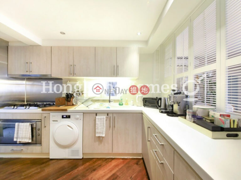 3 Bedroom Family Unit at Block 19-24 Baguio Villa | For Sale