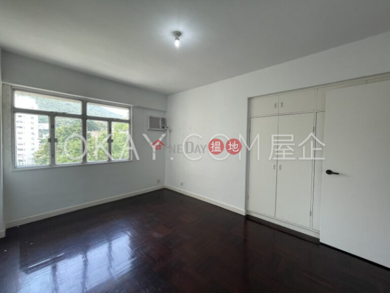 Efficient 4 bedroom with balcony & parking | Rental