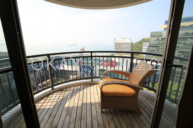 Efficient 6 bed on high floor with rooftop & balcony | For Sale