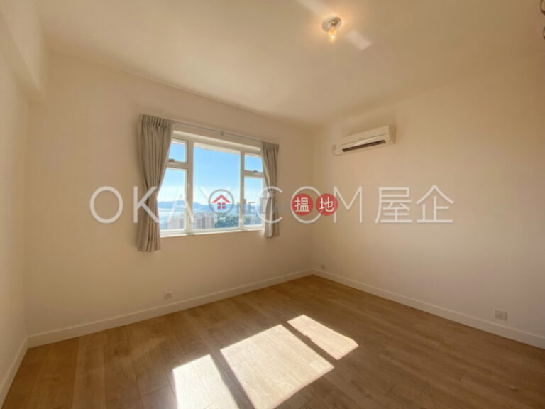 Nicely kept 2 bedroom with balcony & parking | Rental