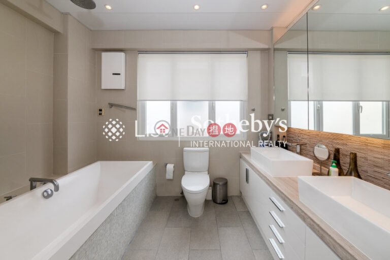 Property for Sale at Honour Garden with 3 Bedrooms