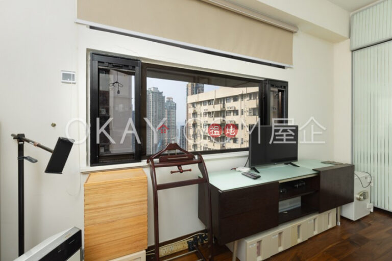 Efficient 3 bedroom with balcony & parking | Rental