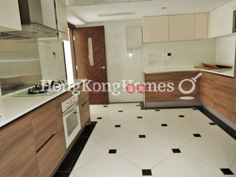 4 Bedroom Luxury Unit for Rent at Phase 3 Villa Cecil