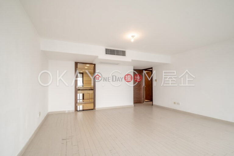 Gorgeous 3 bed on high floor with sea views & balcony | Rental