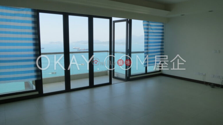 Stylish 3 bed on high floor with sea views & balcony | Rental