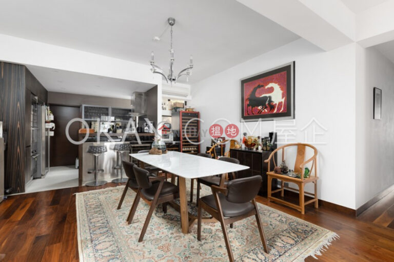 Efficient 3 bedroom with balcony & parking | Rental