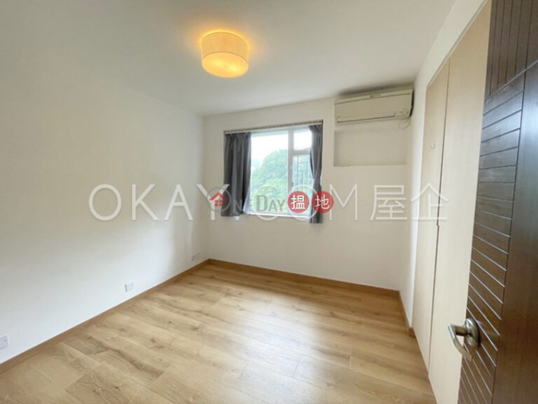 Gorgeous 2 bedroom with parking | Rental