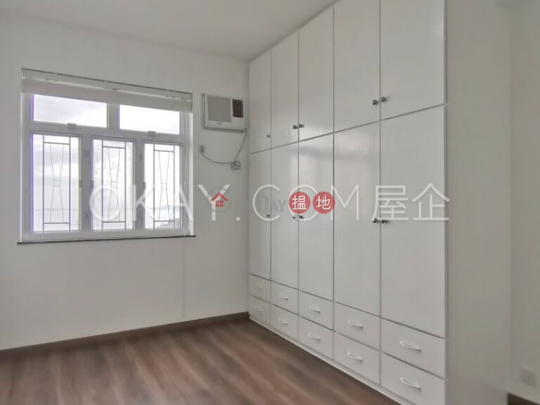 Nicely kept 3 bed on high floor with balcony & parking | Rental