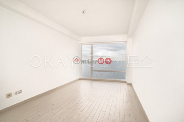 Gorgeous 3 bed on high floor with sea views & balcony | Rental
