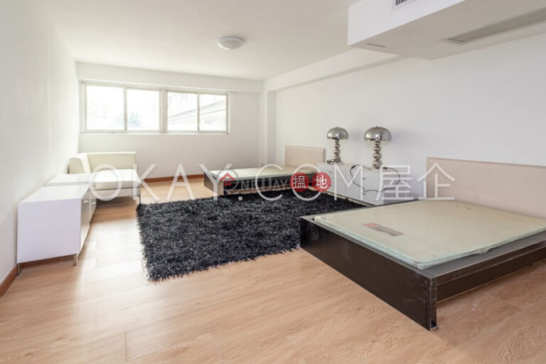 Unique 3 bedroom with balcony | Rental