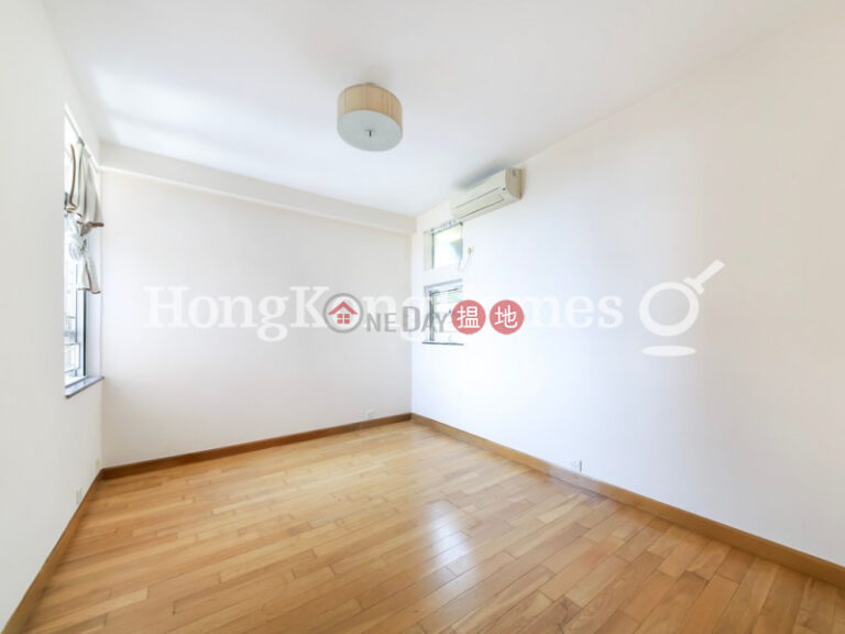 2 Bedroom Unit for Rent at Block 25-27 Baguio Villa