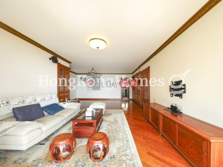 3 Bedroom Family Unit for Rent at Block 16-18 Baguio Villa, President Tower