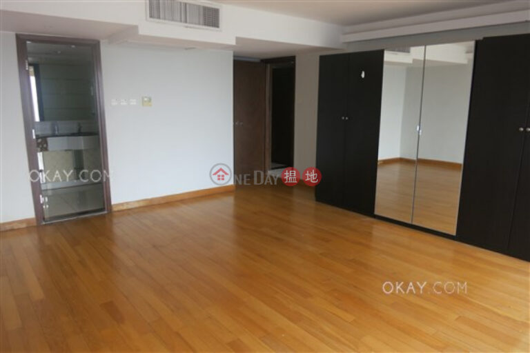 Exquisite 3 bedroom with sea views, terrace | Rental