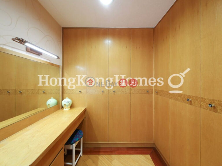 3 Bedroom Family Unit for Rent at Block 16-18 Baguio Villa, President Tower