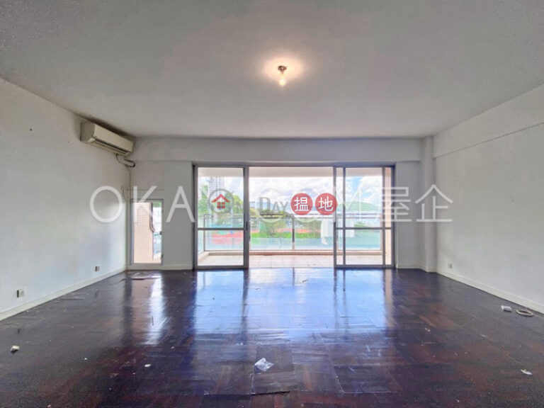 Efficient 4 bedroom with sea views, balcony | Rental