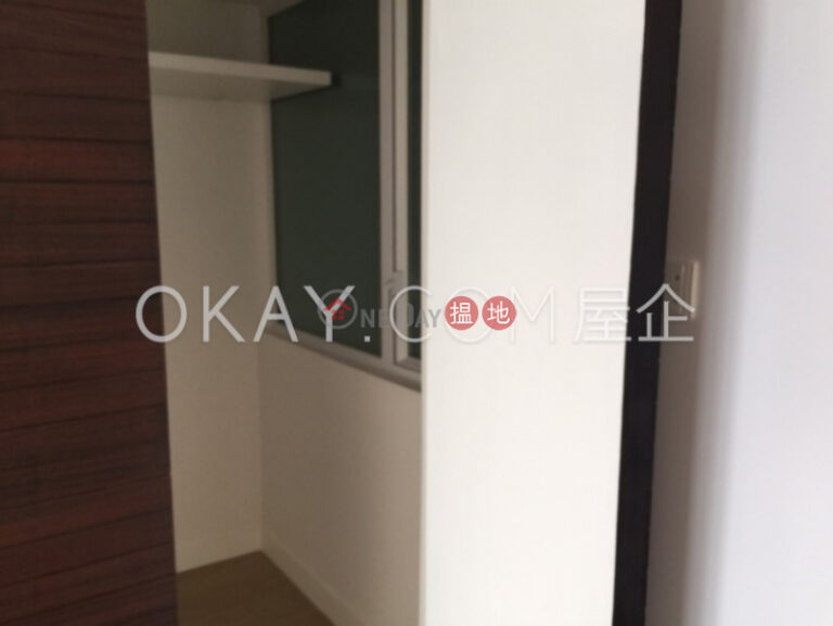 Efficient 3 bedroom with sea views, balcony | Rental