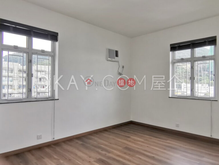 Nicely kept 3 bed on high floor with balcony & parking | Rental