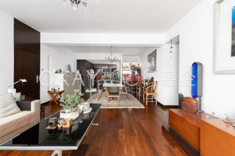 Efficient 3 bedroom with balcony & parking | Rental