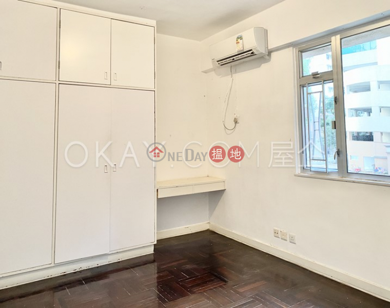 Efficient 4 bedroom with balcony | Rental