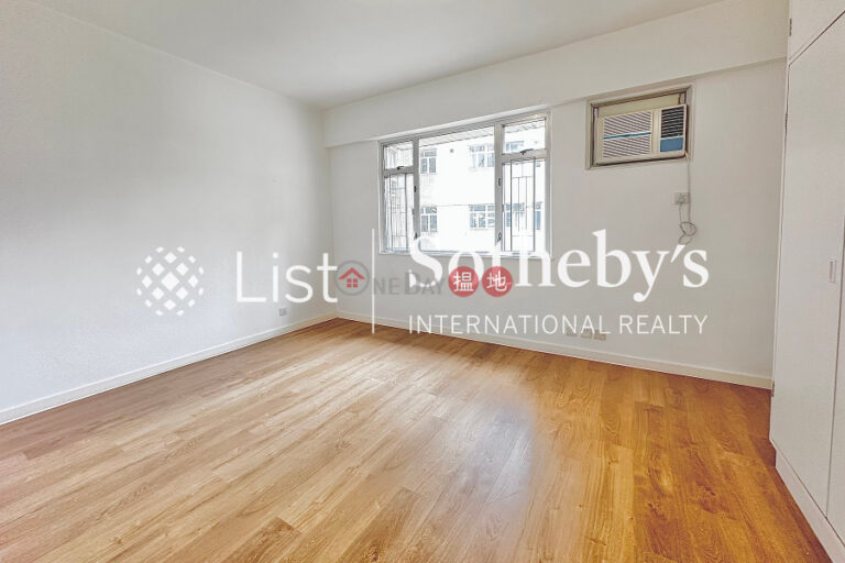 Property for Rent at Scenic Villas with 4 Bedrooms