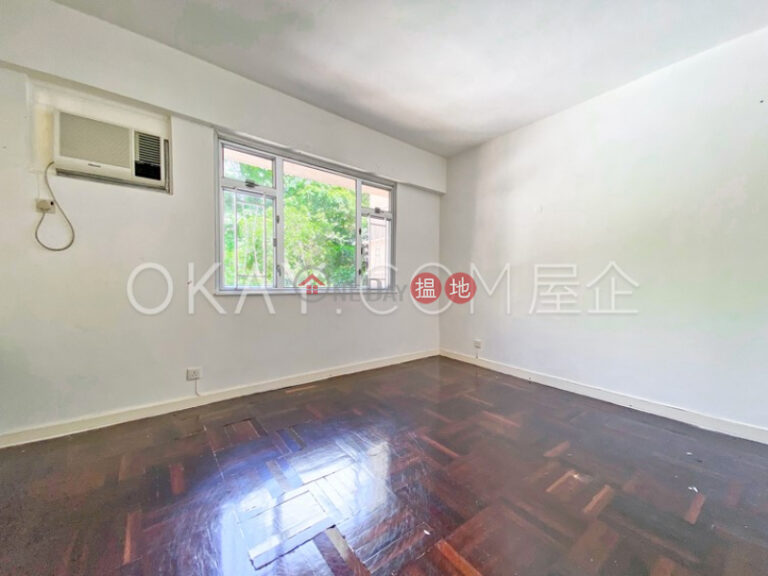 Efficient 4 bedroom with sea views, balcony | Rental